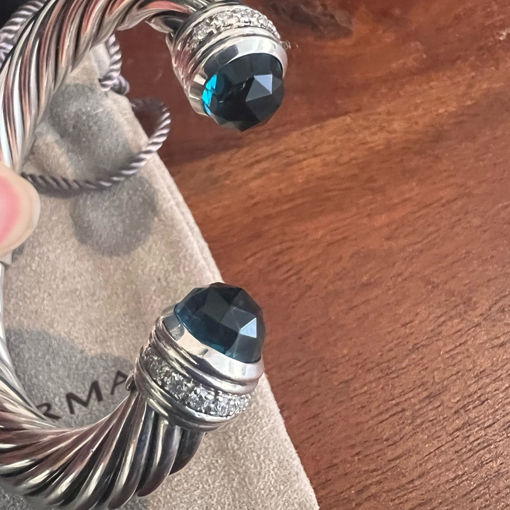 David Yurman 10mm Hampton Topaz and Diamond  (Rare) Hinged
